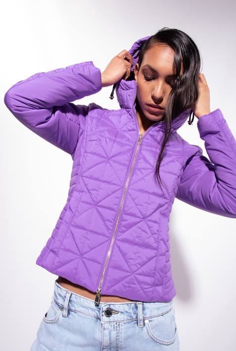 Mäntel | Pinko Lavendelflieder leichte Daunenjacke mit Logo-PatchZ4ZP843